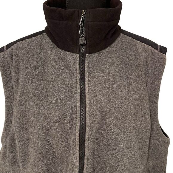 Cabela’s Men’s Windshear Thinsulate Vest - Picture 3 of 10